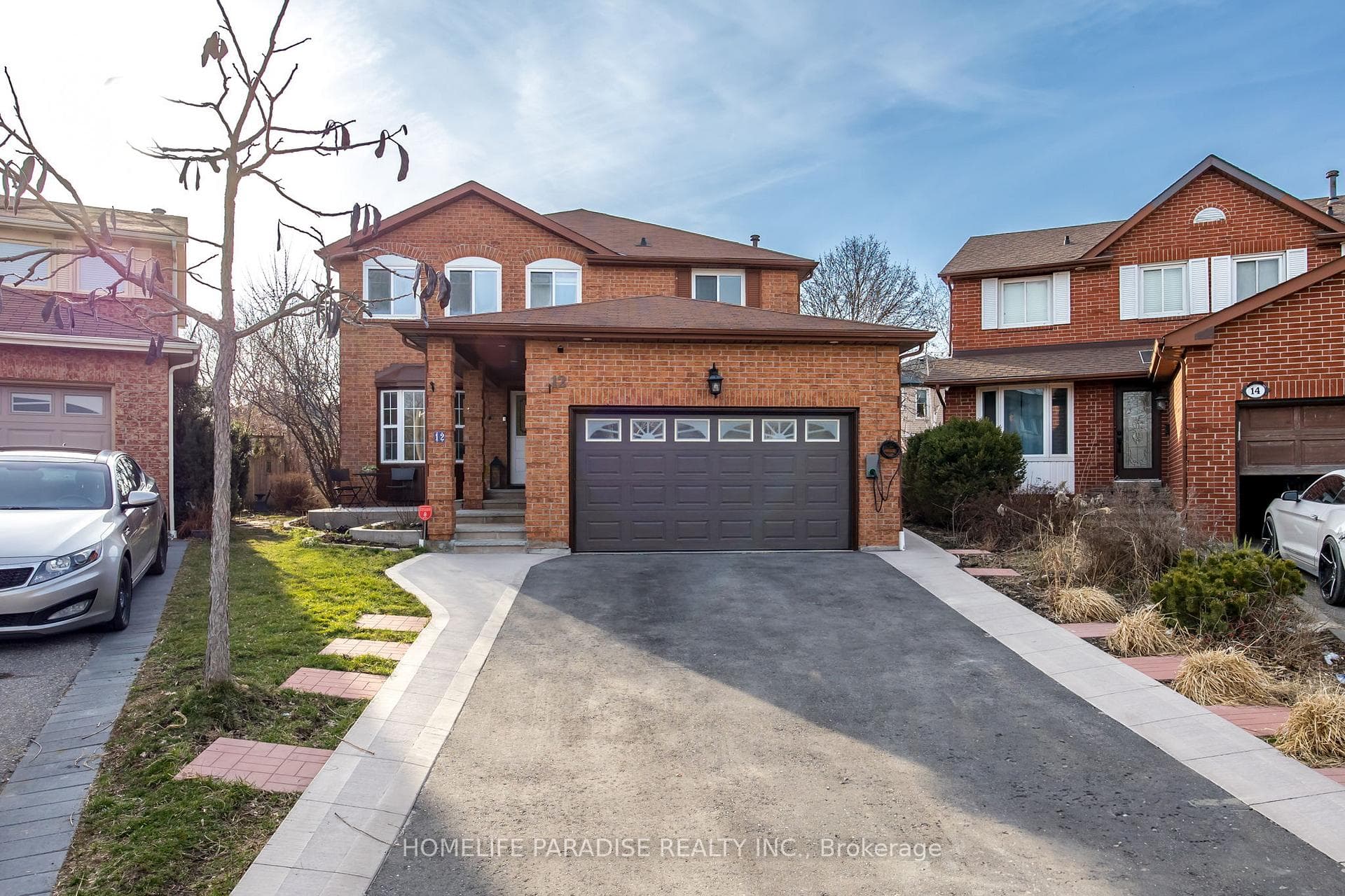 12 Paramount Place, Brampton, ON L6Y 2T3 - Photo 1