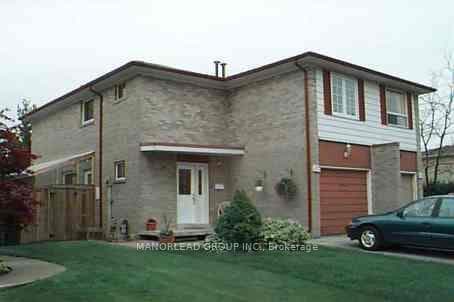 117 Crockamhill Drive Unit Entire Property, Agincourt / Milliken, ON M1S 2L2 - Photo 1
