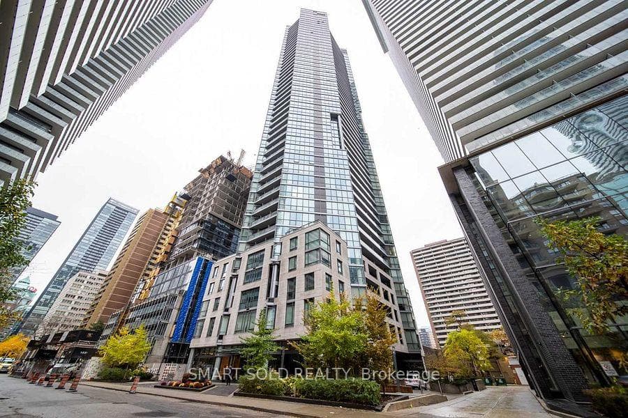 45 Charles Street Unit 3101, Regent Park / Cabbagetown / St. James Town, ON M4Y 1S2 - Photo 1