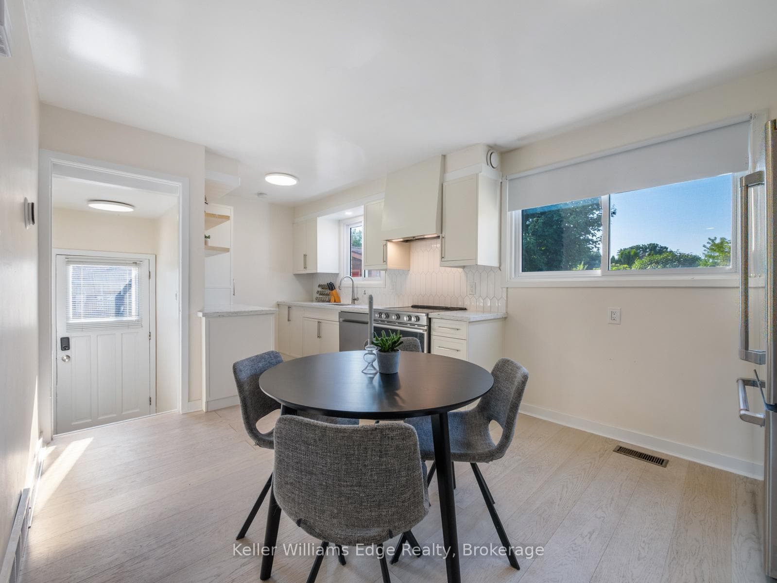 153 Dudhope Avenue, Cambridge, ON N1R 4T9 - Photo 1