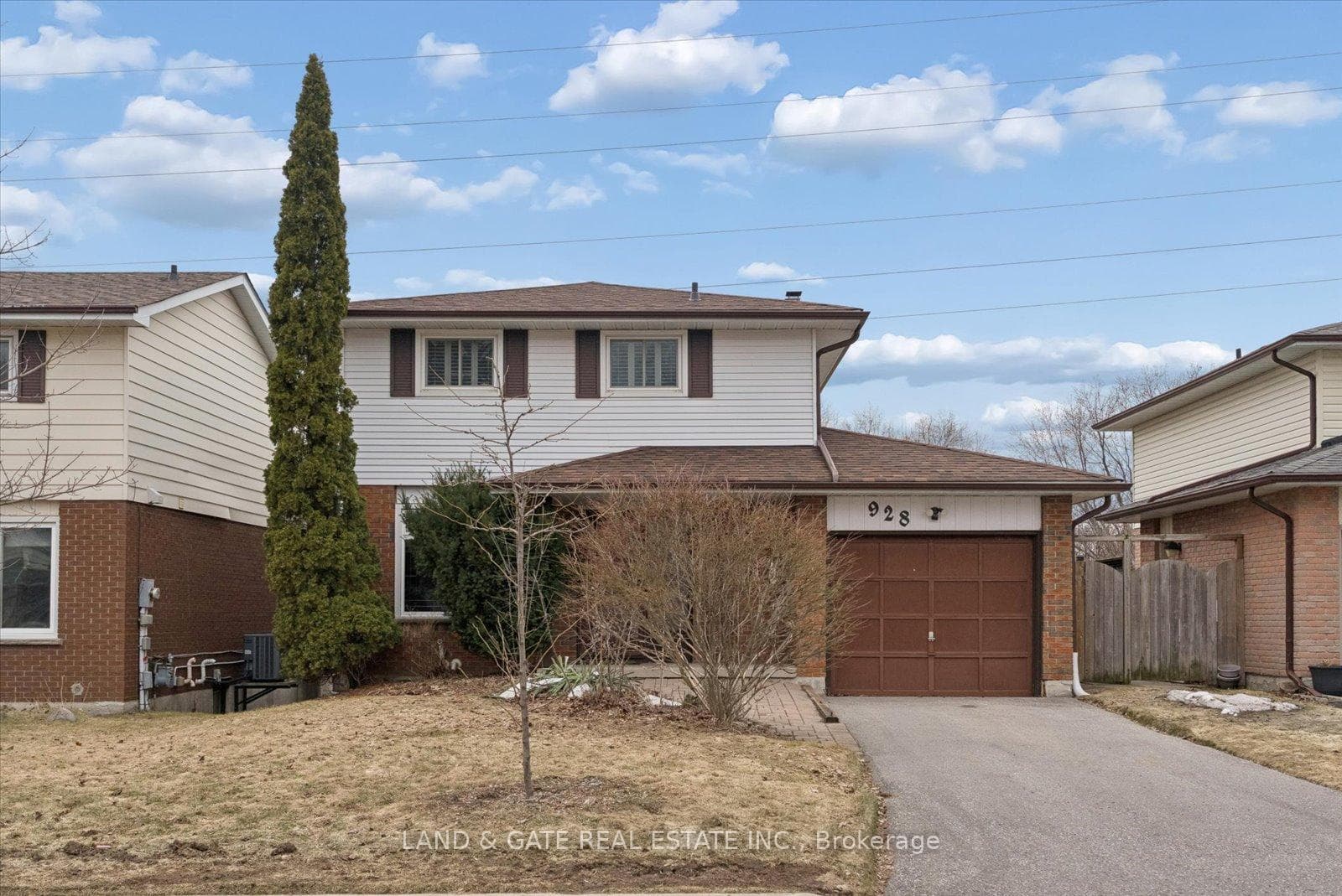 928 Downing Court, Oshawa, ON L1G 7R5 - Photo 1