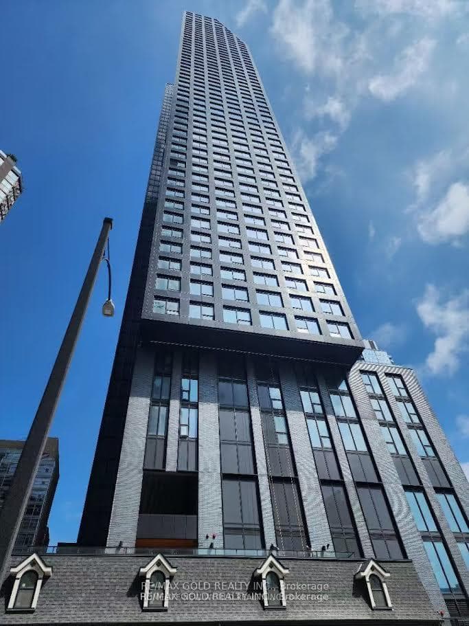 8 Wellesley Street Unit 5505, Downtown Toronto / Waterfront, ON M4Y 0J5 - Photo 1