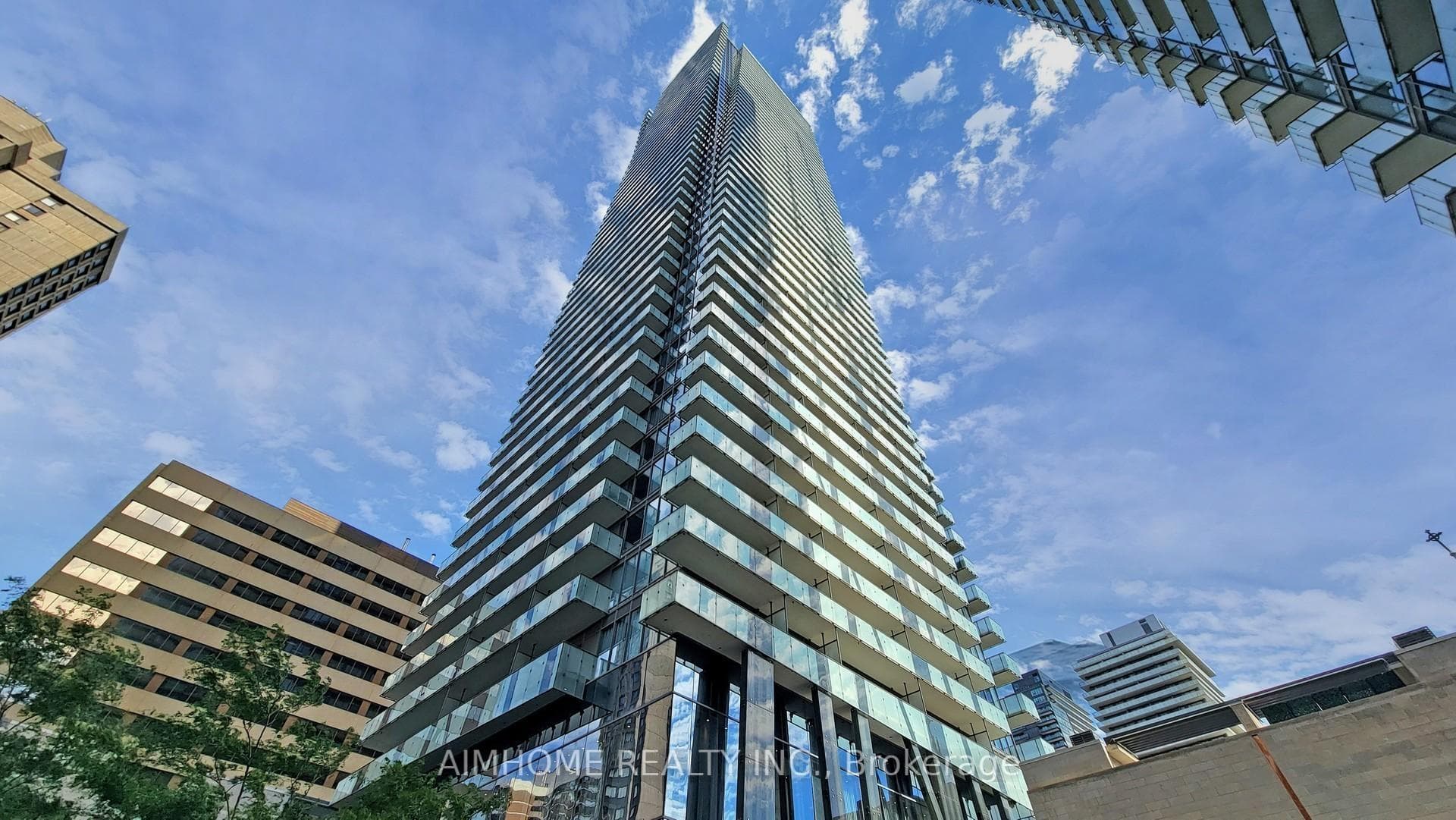 1080 BAY Street Unit 1506, Downtown Toronto / Waterfront, ON M5S 0A5 - Photo 1