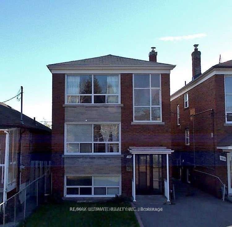 18 Avon Drive Unit Bsmt, Keelesdale / Eglinton West, ON M6M 1P8 - Photo 1