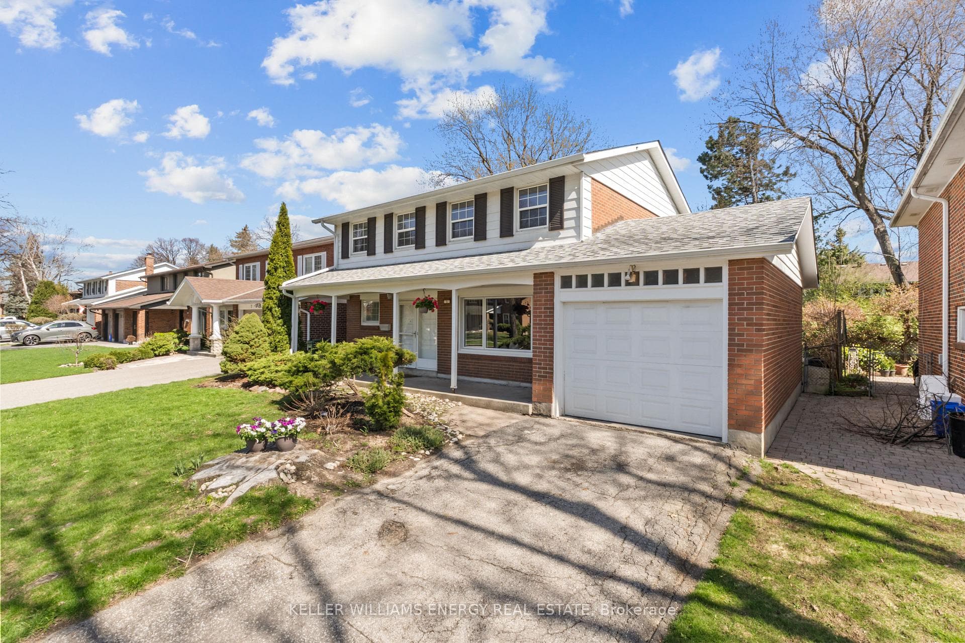 5 Castlemere Crescent, Scarborough Village / Eglinton East, ON M1W 1K4 - Photo 1