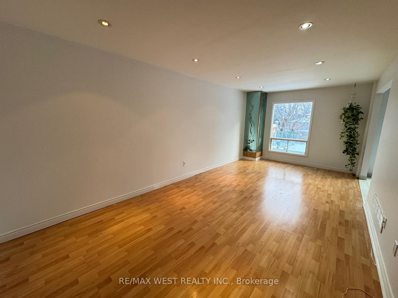 51 Michael Drive, Richmond Hill, ON L4C 5W7 - Photo 1