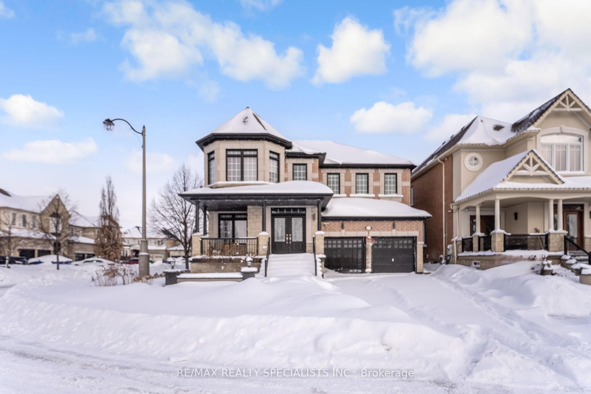 21 Quatro Crescent, Brampton, ON L6P 2T5 - Photo 1
