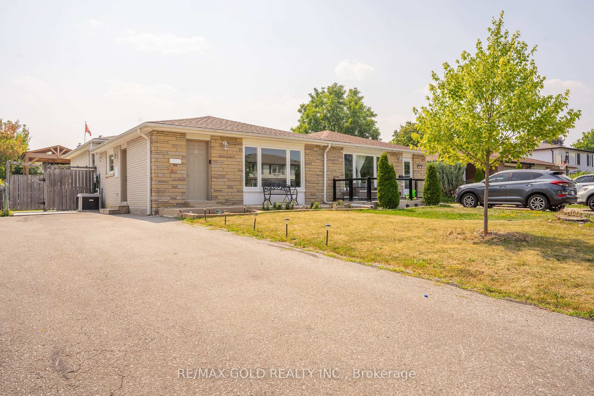 51 Davenport Crescent, Brampton, ON L6T 3L5 - Photo 1