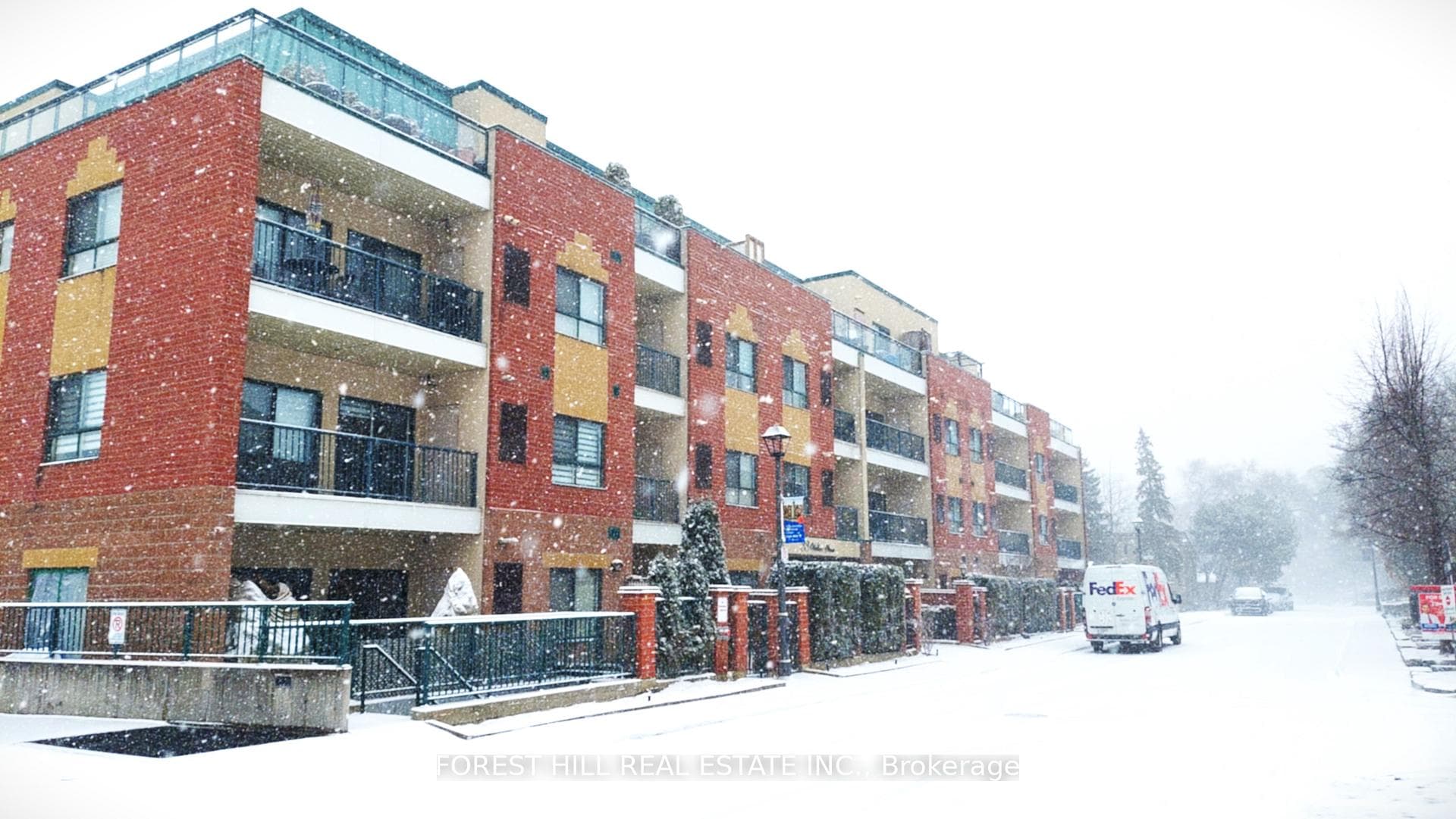 33 WALLACE Street Unit 210, Vaughan, ON L4L 2P2 - Photo 1