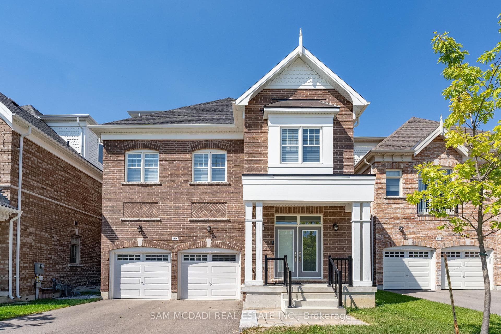 1949 Barbertown Road, Mississauga, ON L5M 2G9 - Photo 1