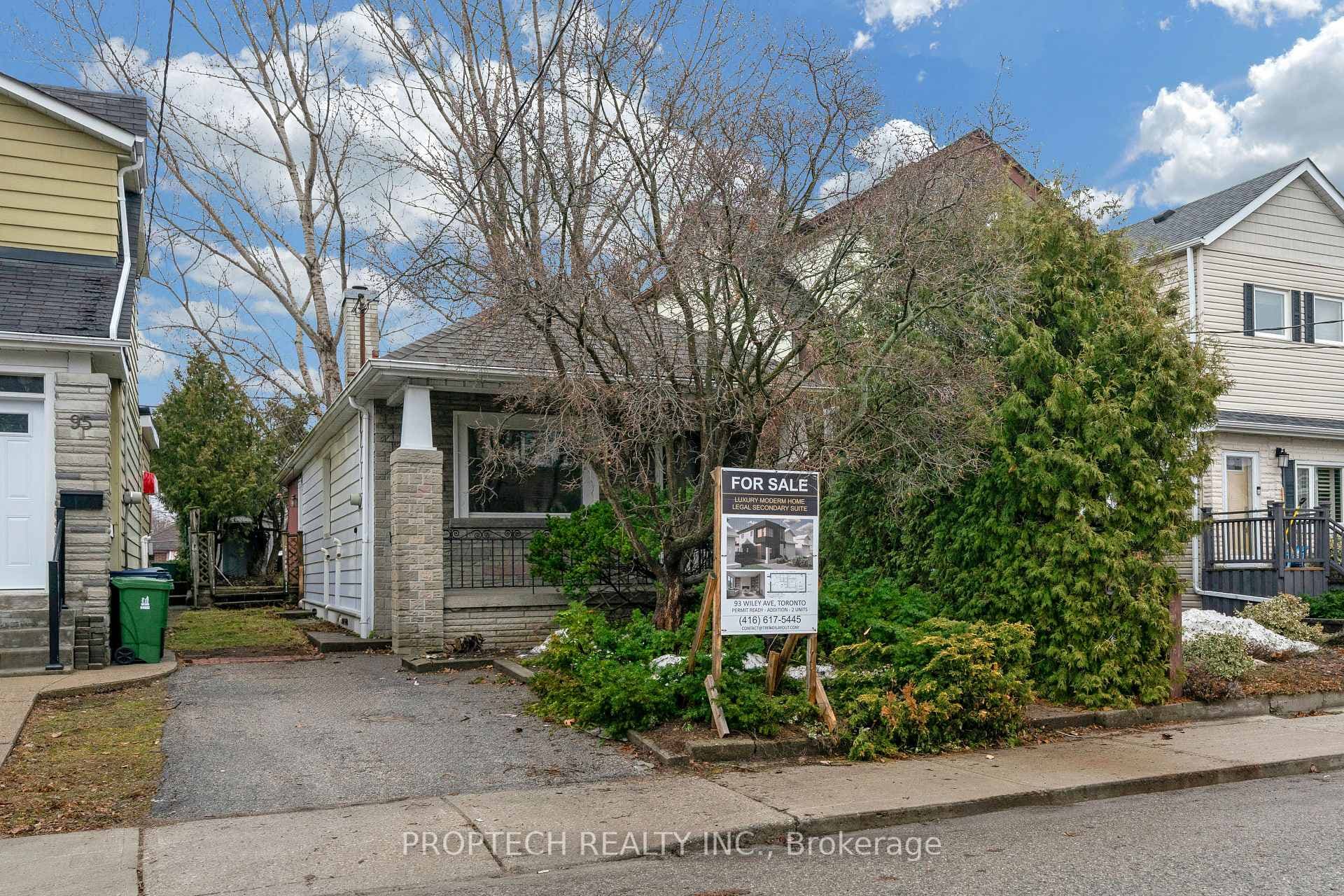 93 Wiley Avenue, Toronto E03