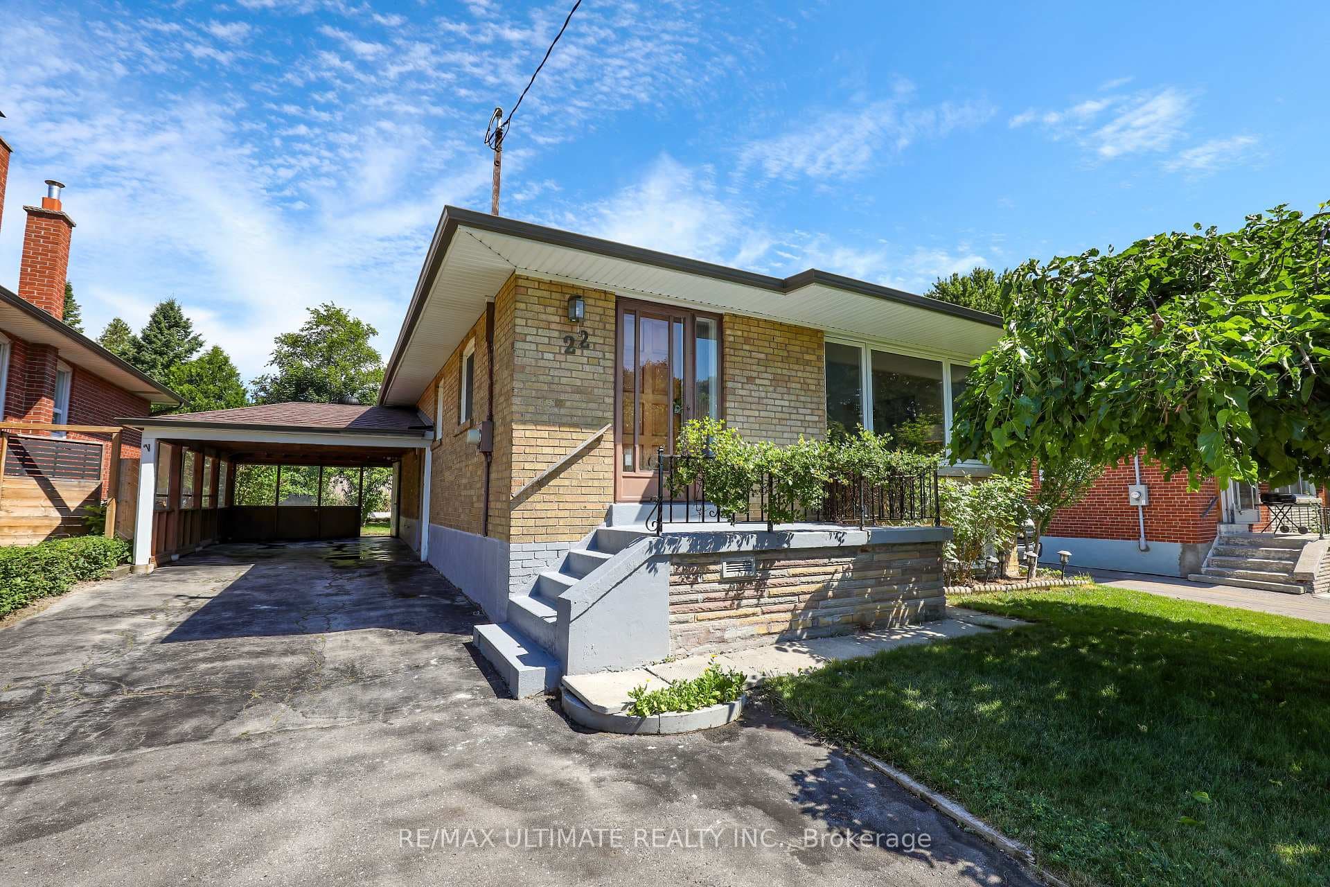 22 Delbert Drive, Toronto E04