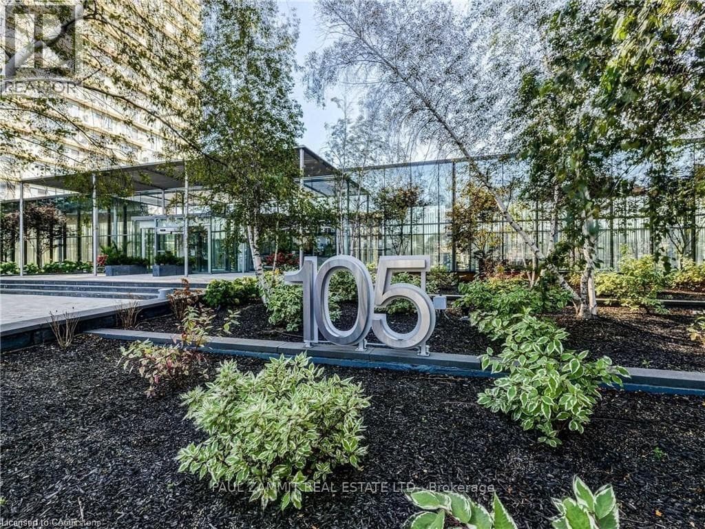 105 The Queensway Avenue Unit 2004, High Park / Junction / Roncesvalles, ON M6S 5B5 - Photo 1