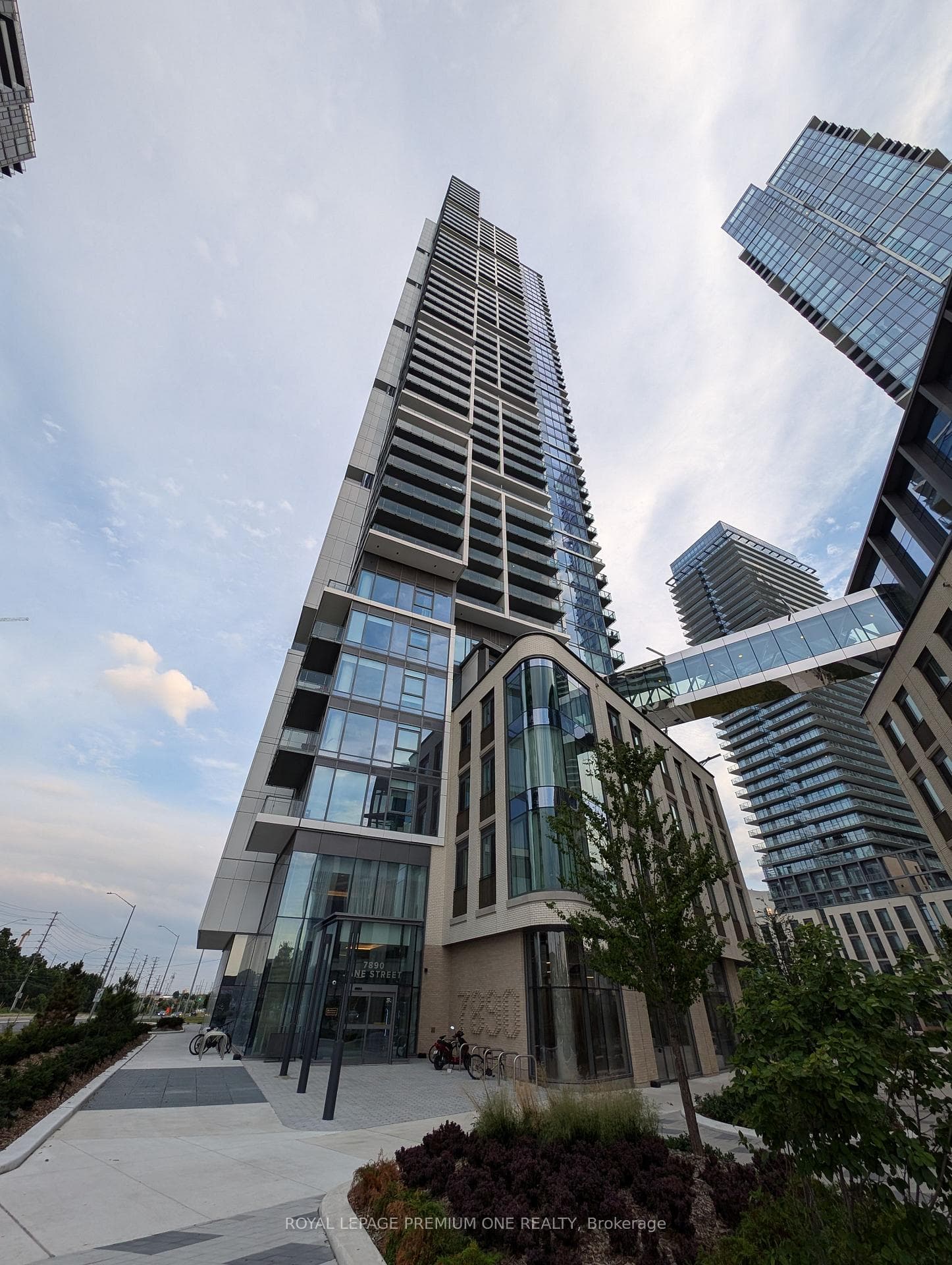7890 Jane Street Unit 4205, Vaughan