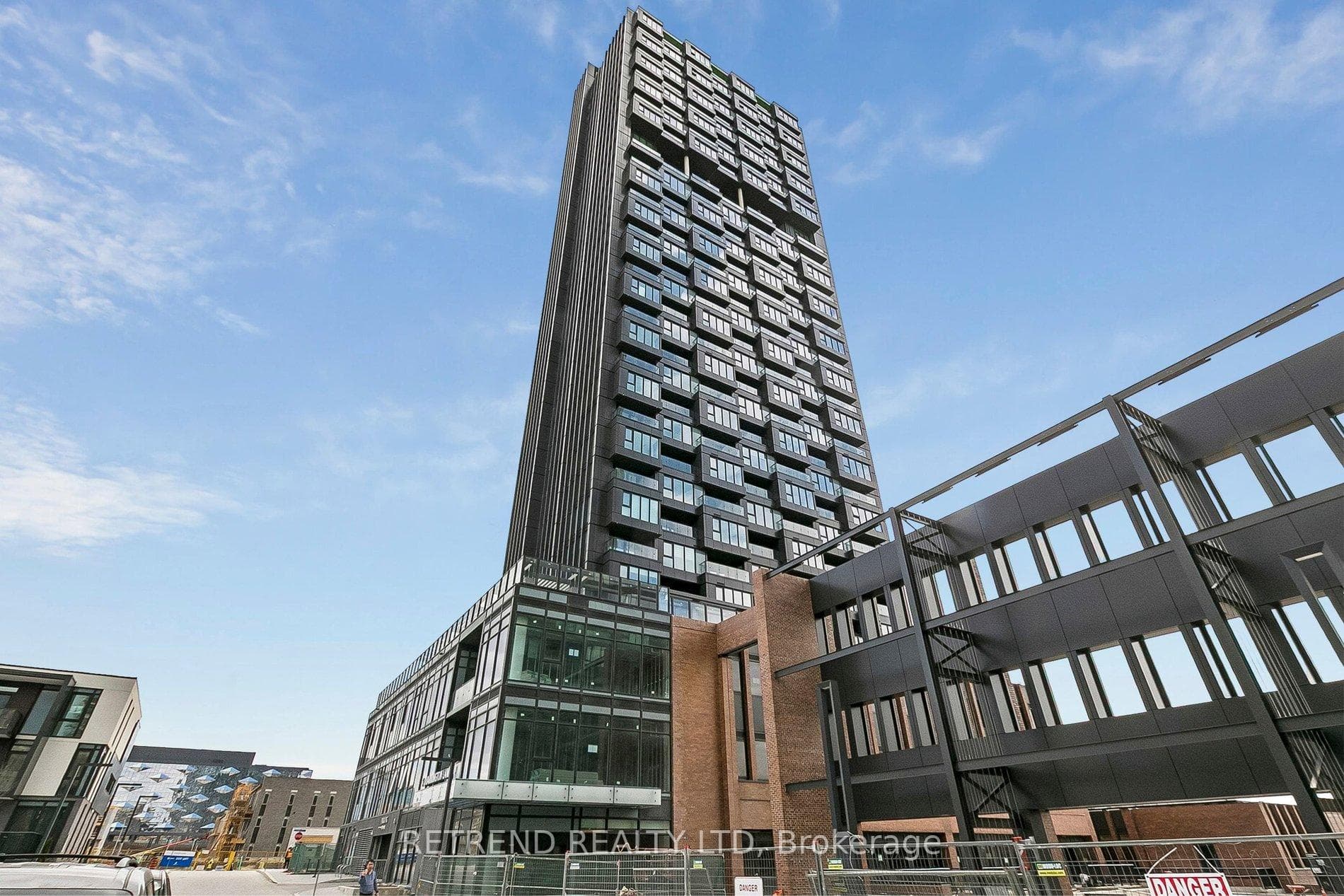 1 Quarrington Lane Unit 3702, Don Mills / Parkwoods / Victoria Village, ON M3C 0S4 - Photo 1