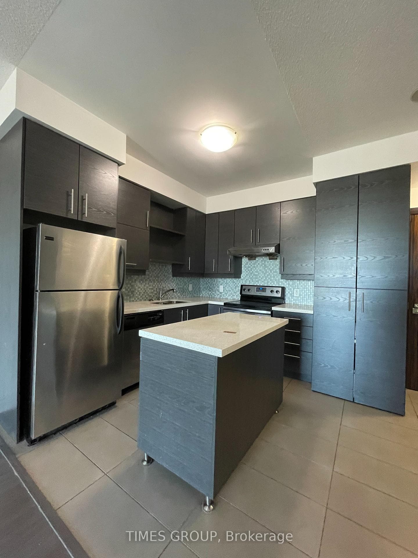 325 South Park Road Unit 902, Markham