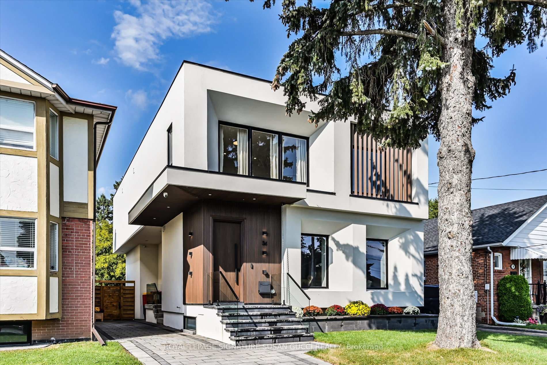 36 Glenshaw Crescent, Danforth / East York, ON M4B 2C9 - Photo 1