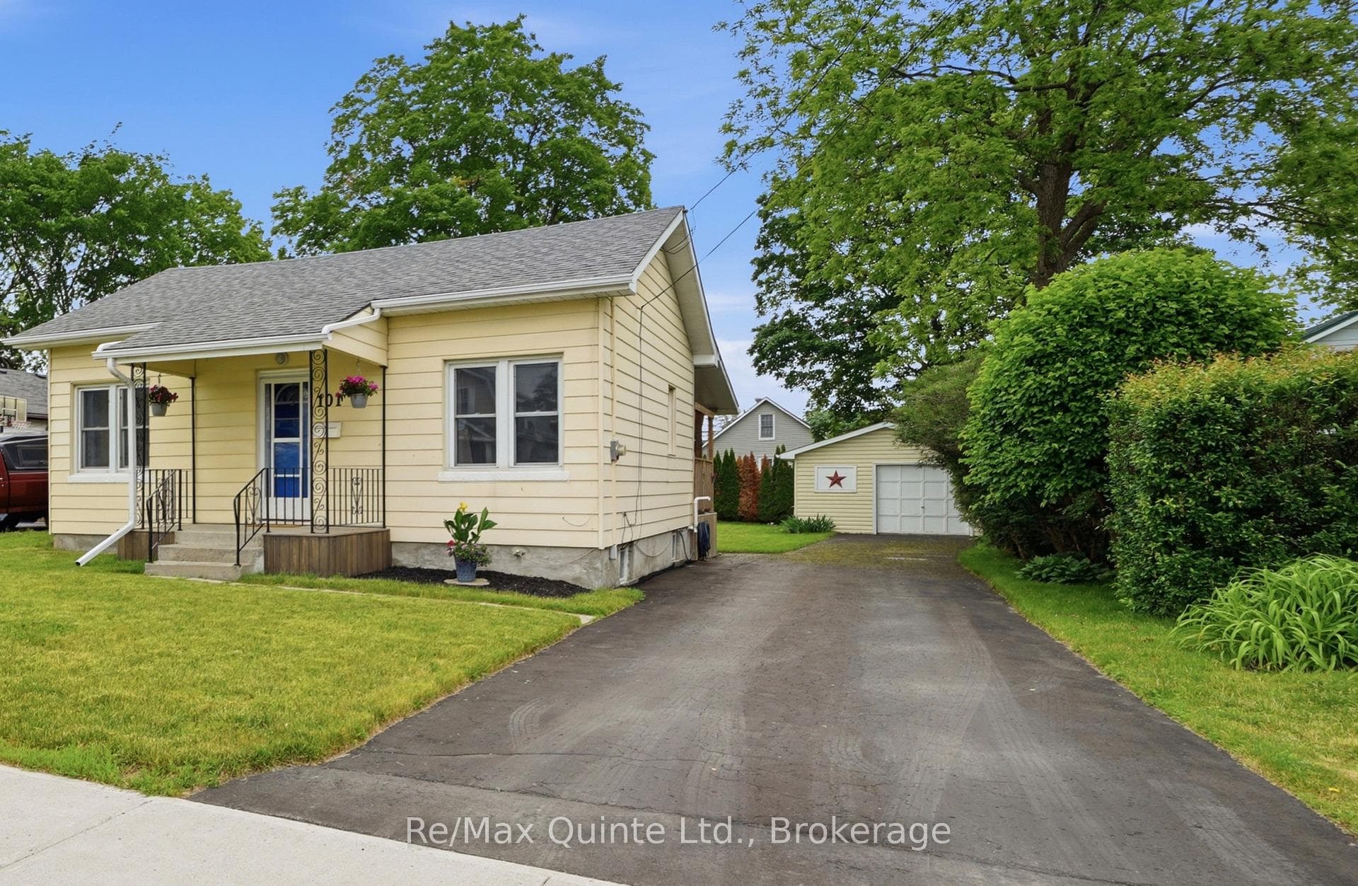 101 Byron Street, Quinte West, ON K8V 2Y3 - Photo 1