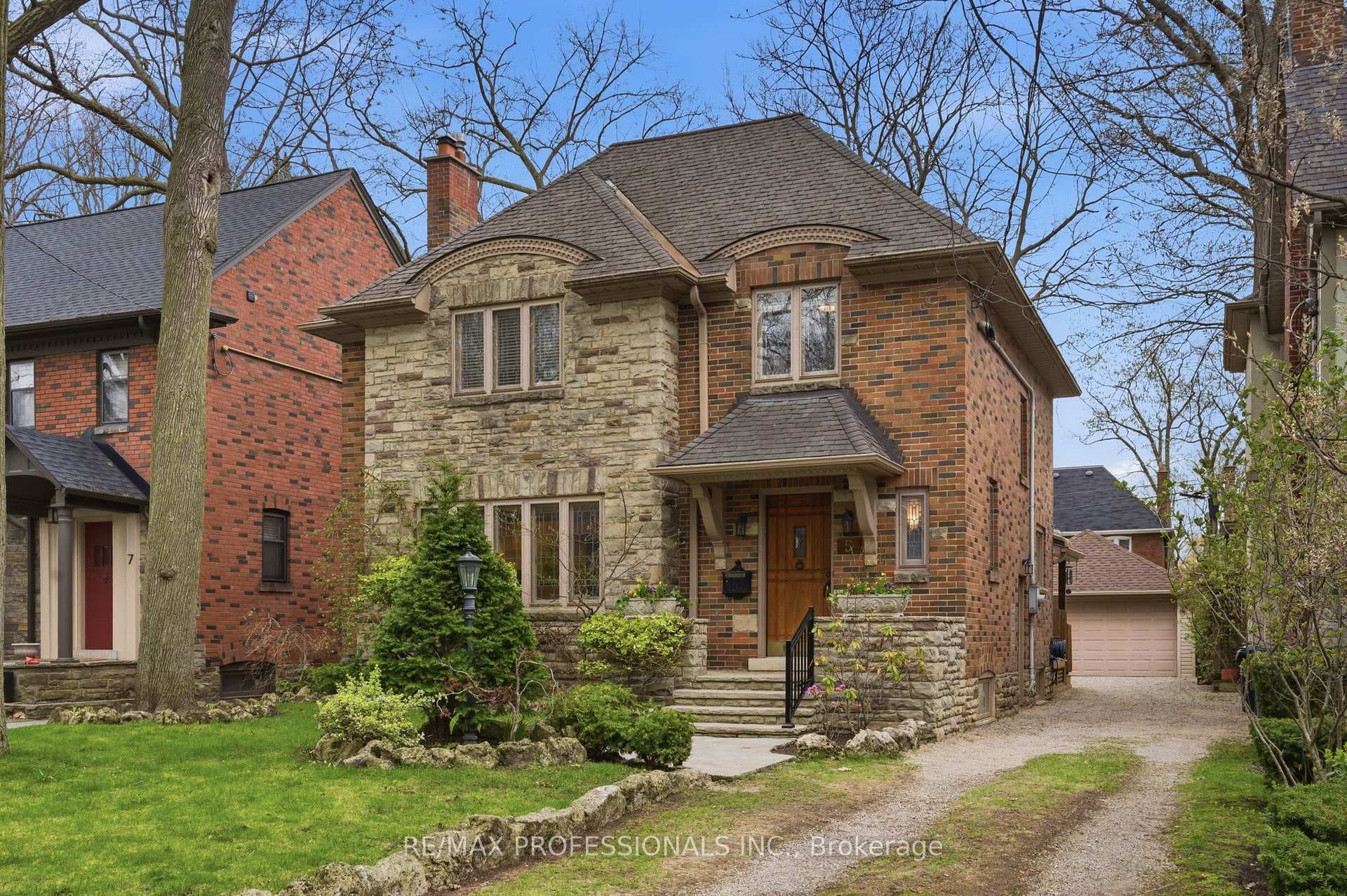 5 Princeton Road, Etobicoke (Islington / Rexdale), ON M8X 2E1 - Photo 1