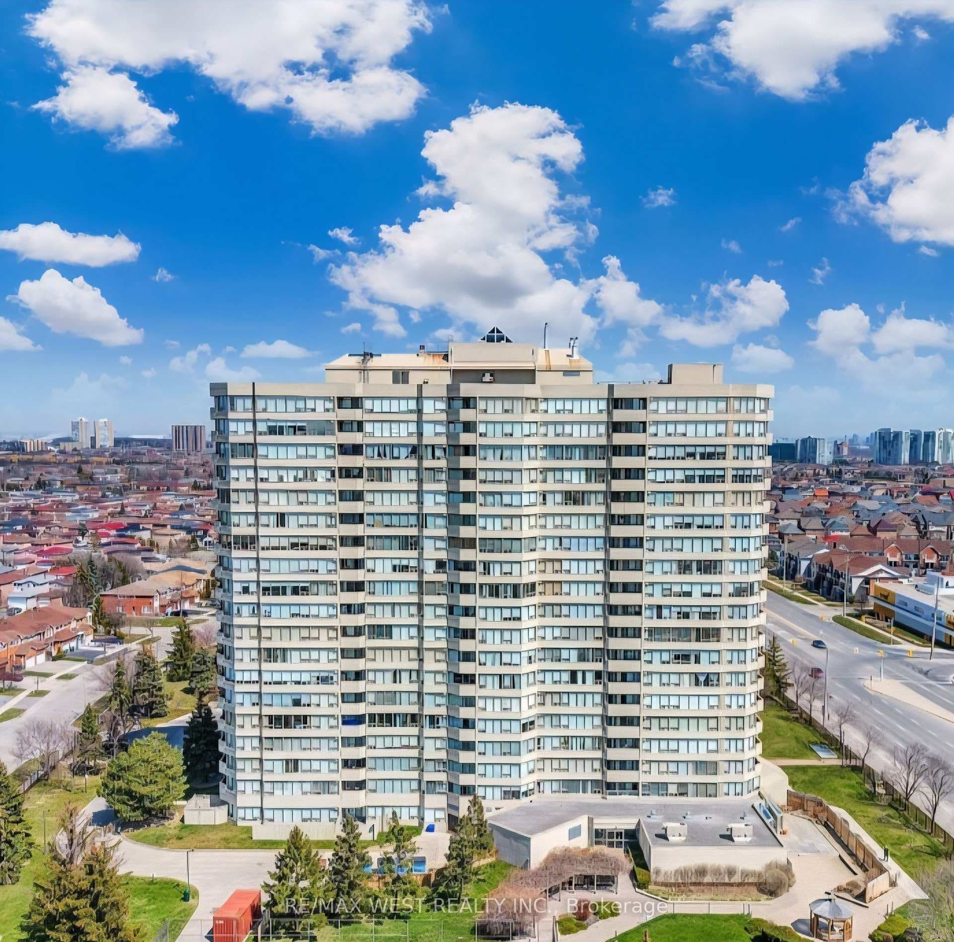700 Constellation Drive Unit 1208, Mississauga, ON L5R 3G8 - Photo 1