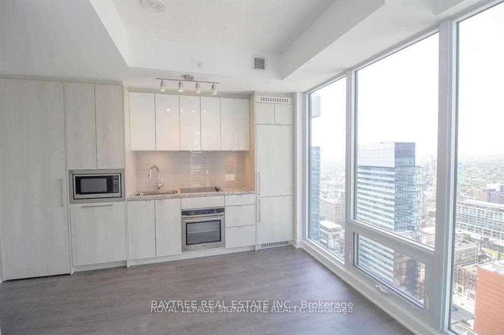 115 Blue Jays Way Unit 4311, Downtown Toronto / Waterfront, ON M5V 0N4 - Photo 1