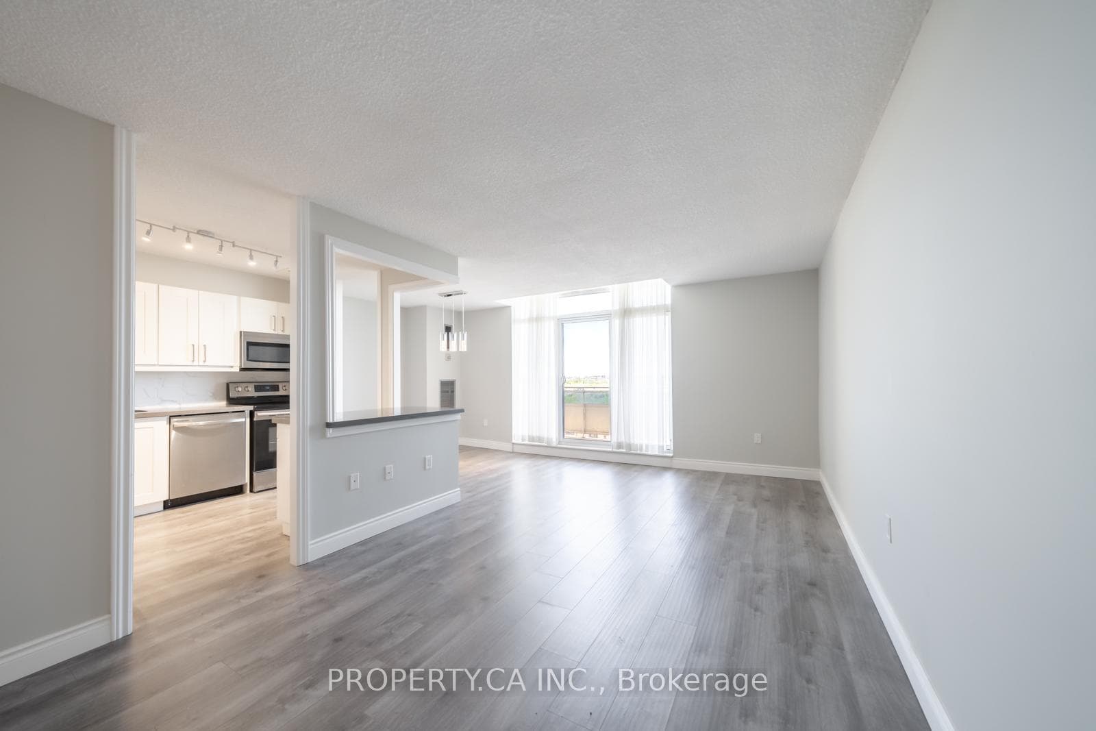 355 Rathburn Road Unit 1204, Mississauga, ON L4Z 1H4 - Photo 1