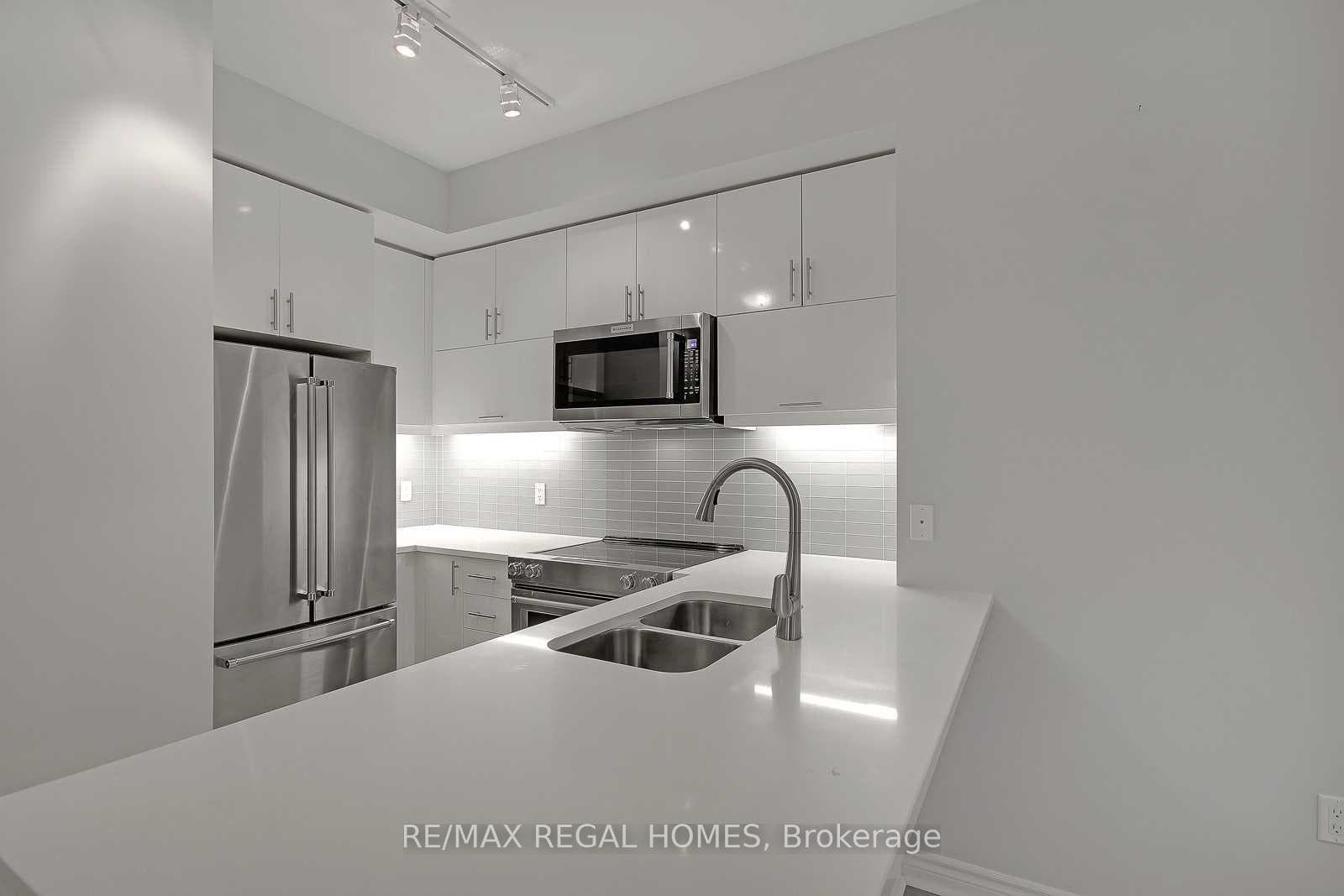 39 Annie Craig Drive Unit 222, Liberty Village / Parkdale / South Parkdale, ON M8V 0C5 - Photo 1