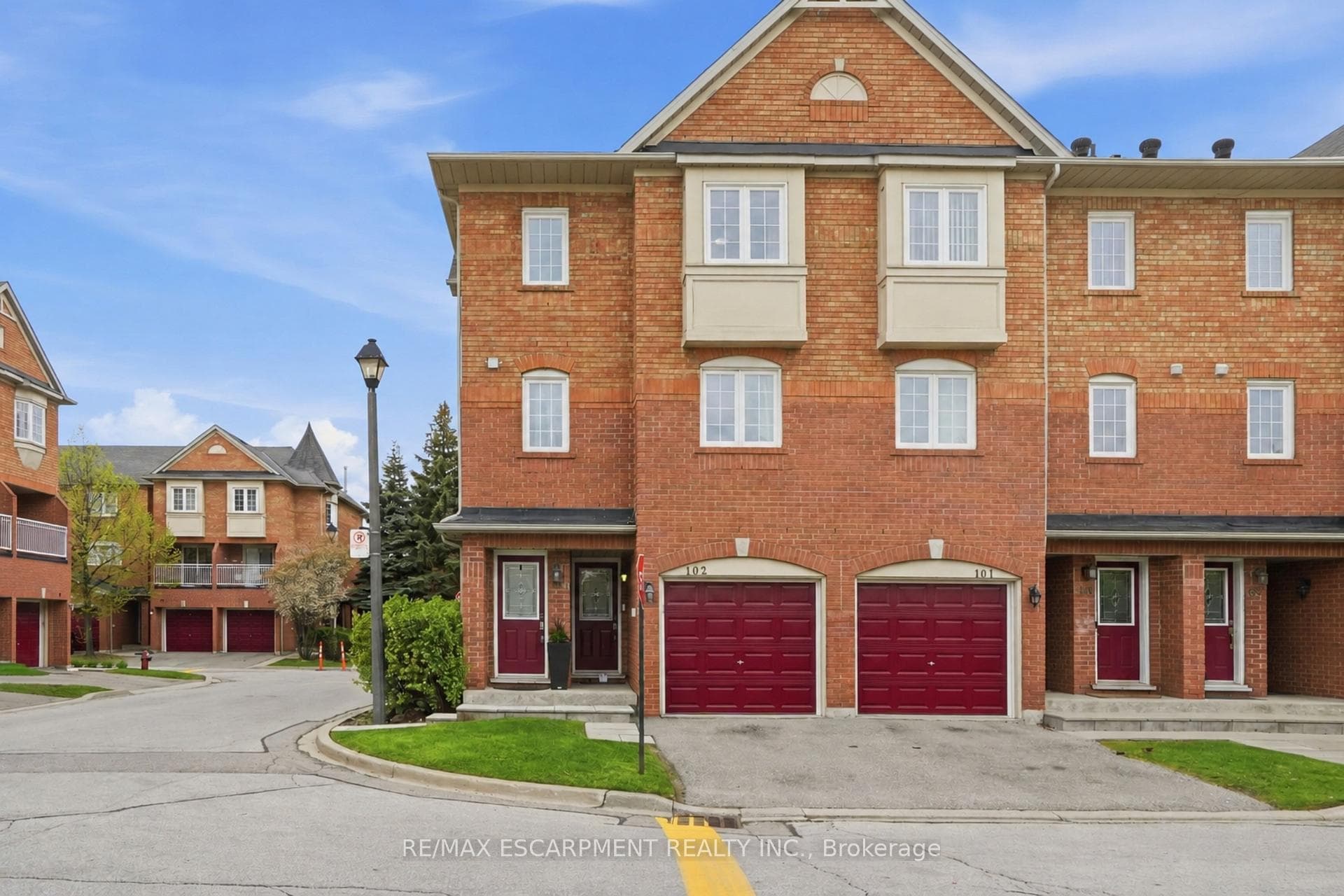 6950 Tenth Line Unit 103, Mississauga, ON L5N 6Y1 - Photo 1