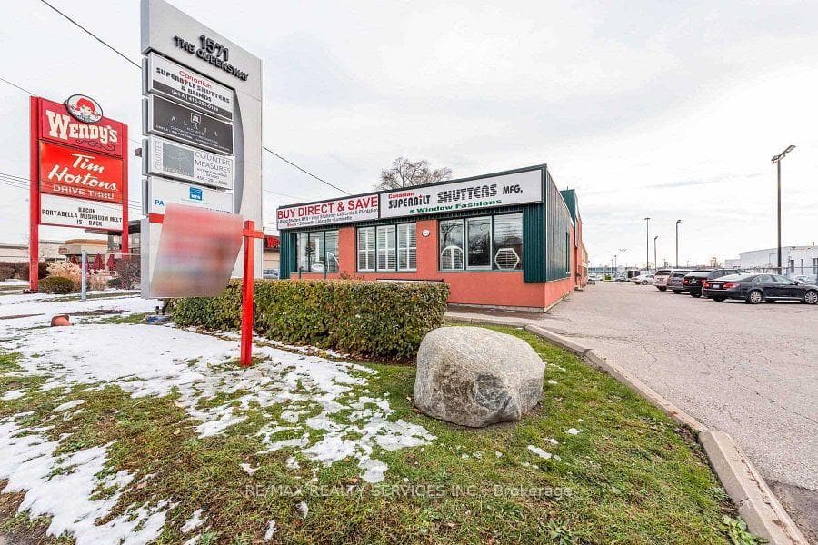 1571 The Queensway N/A Unit D, Etobicoke (Islington / Rexdale), ON M8Z 1T8 - Photo 1