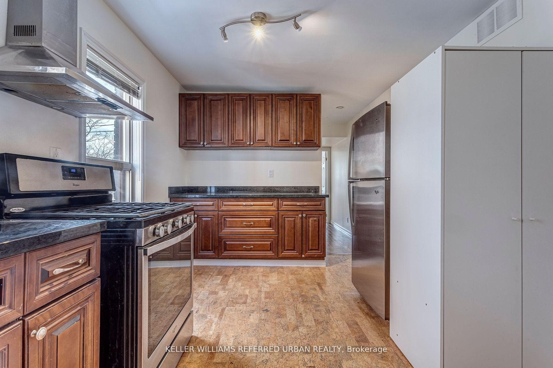 2976 Lake Shore Boulevard Unit 2, Liberty Village / Parkdale / South Parkdale, ON M8V 1J9 - Photo 1