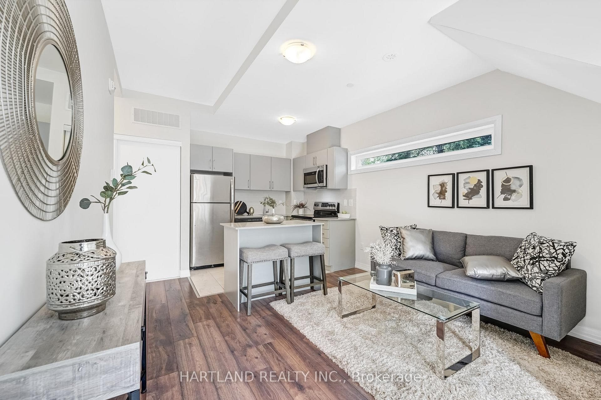 400 The East Mall Avenue Unit 107, Etobicoke (Islington / Rexdale), ON M9B 3Z9 - Photo 1