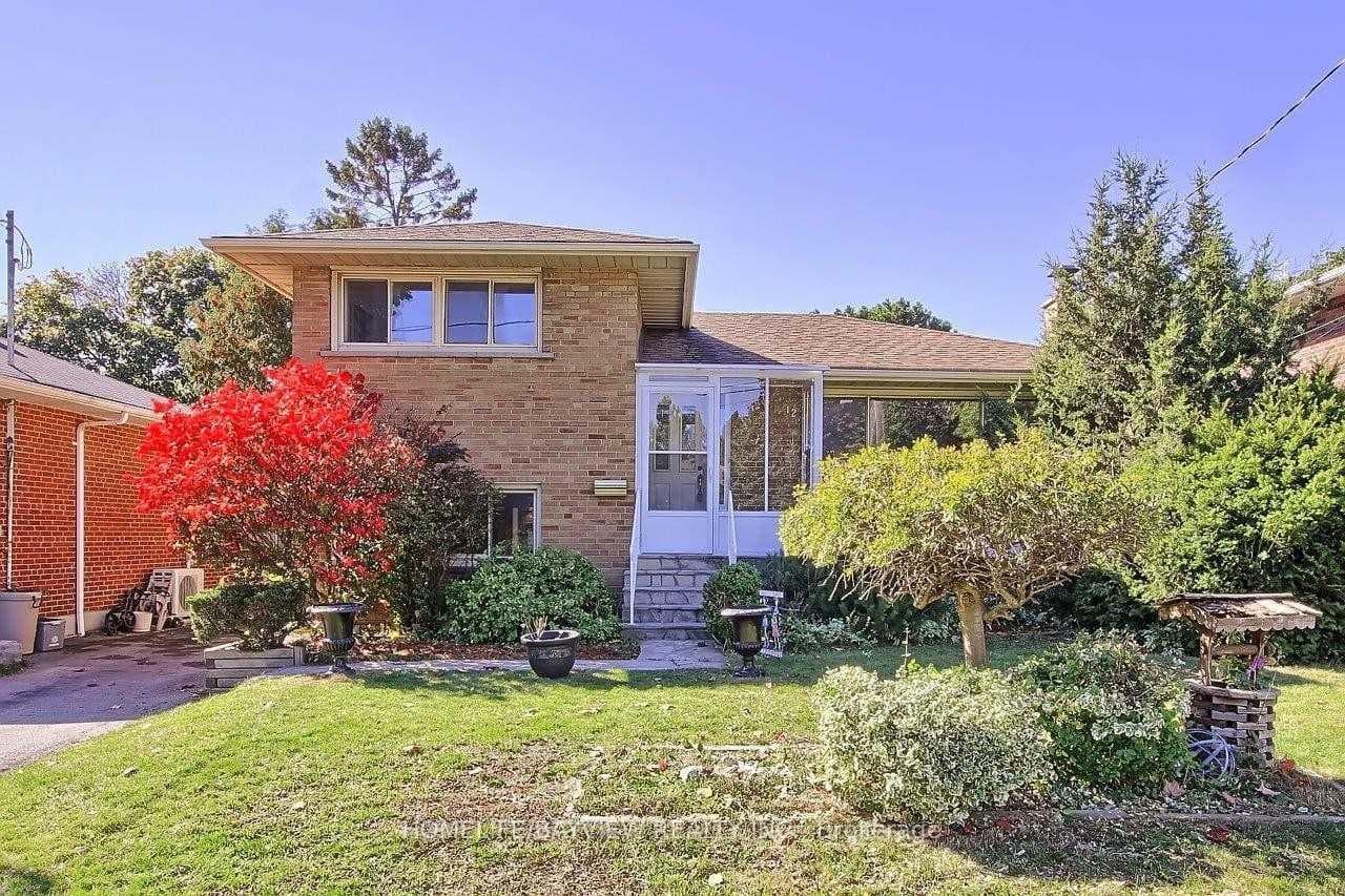 12 Shrewsbury Square Unit MAIN & 2ND FLR, Scarborough Village / Eglinton East, ON M1T 1L2 - Photo 1