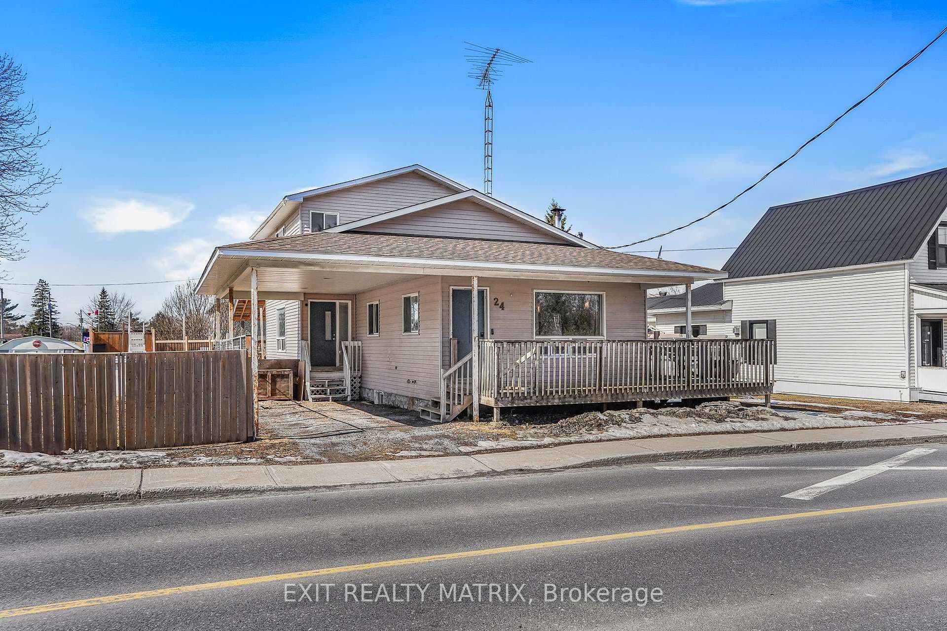 24 Main Street, North Glengarry, ON K0C 1T0 - Photo 1