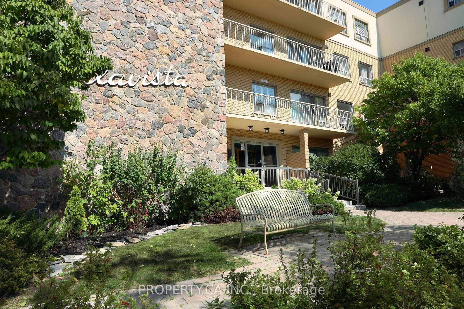 60 Gulliver Road Unit 303, York / Weston, ON M6M 2M6 - Photo 1