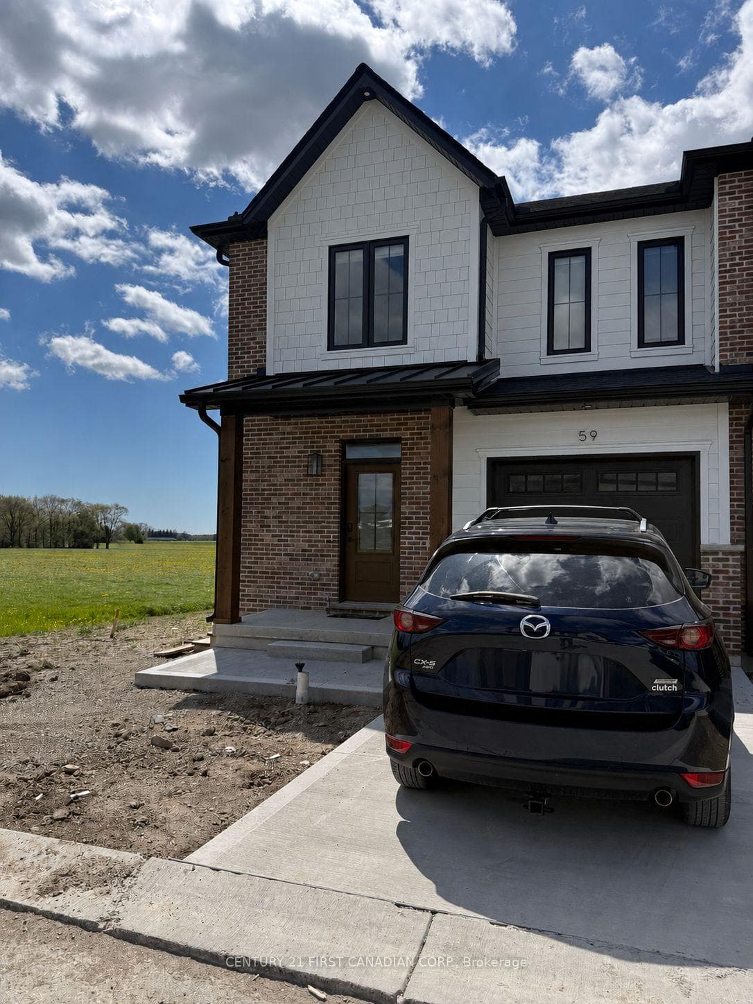 147 Scott's Drive Unit 59, Lucan Biddulph