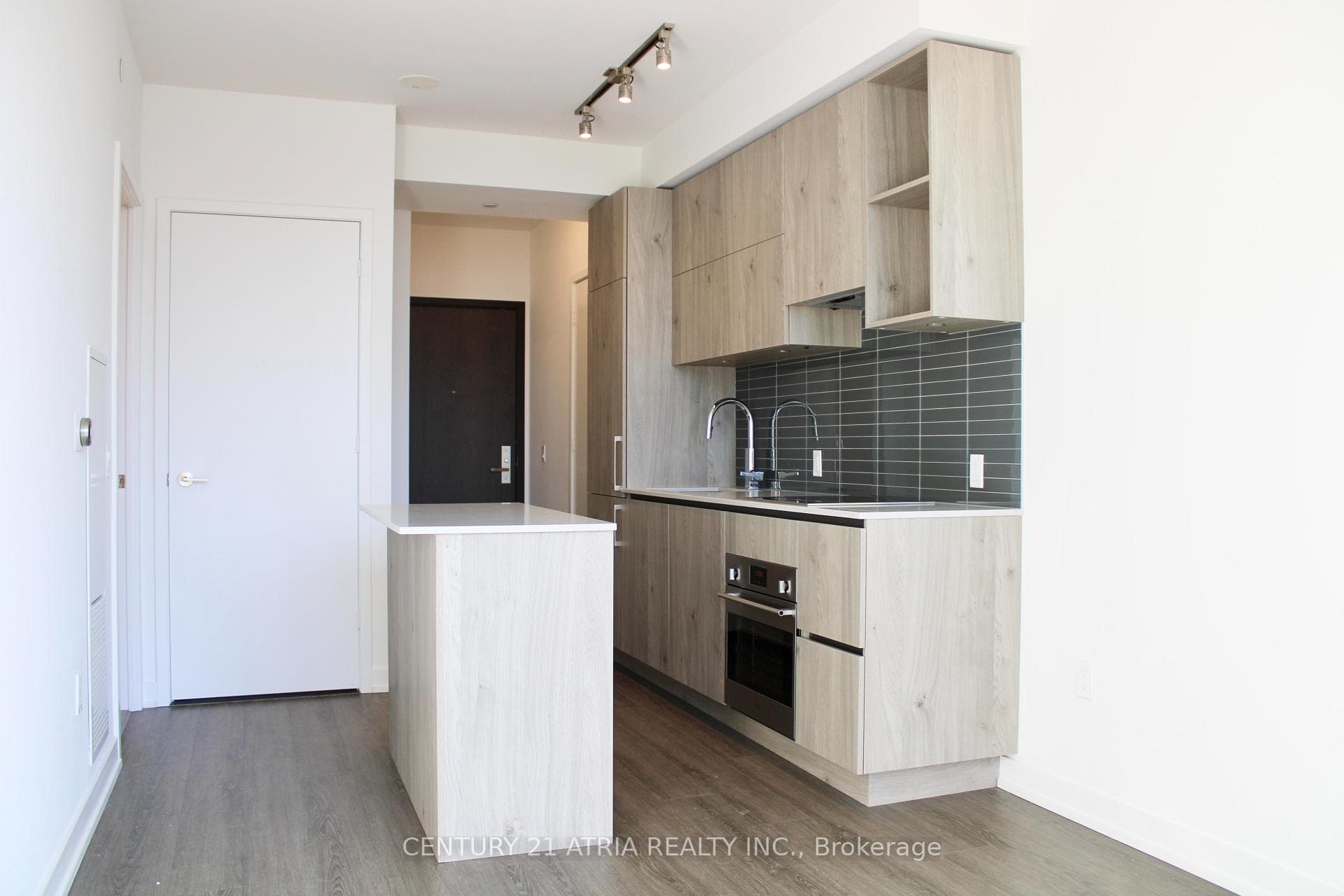 1 Yorkville Avenue Unit 1203, Annex / Yorkville / Summerhill, ON M4W 0B1 - Photo 1