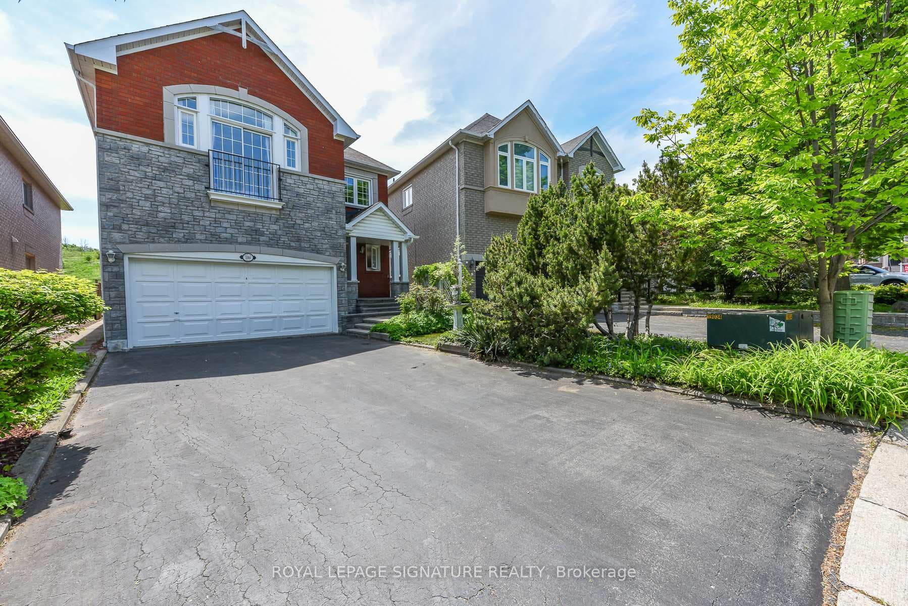 5504 Windy Hill Court, Mississauga, ON L4Z 3W4 - Photo 1