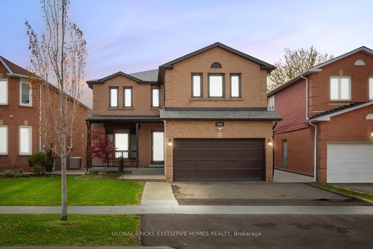 5952 Grossbeak Drive, Mississauga, ON L5N 6B3 - Photo 1