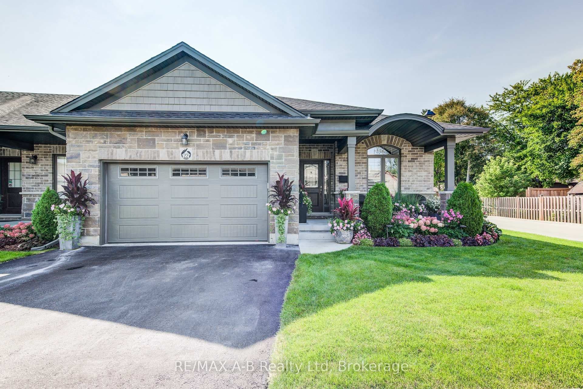 53 Roth Street Unit 22, East Zorra-Tavistock, ON N0B 2R0 - Photo 1