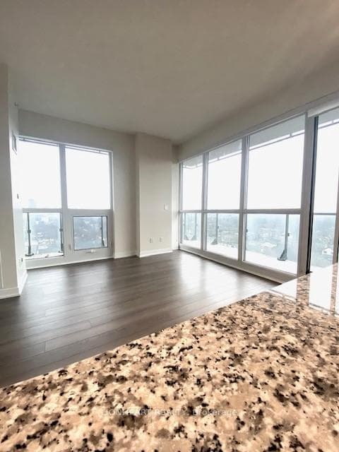 60 Berwick Avenue Unit 1304, Forest Hill / Deer Park, ON M5P 0A3 - Photo 1