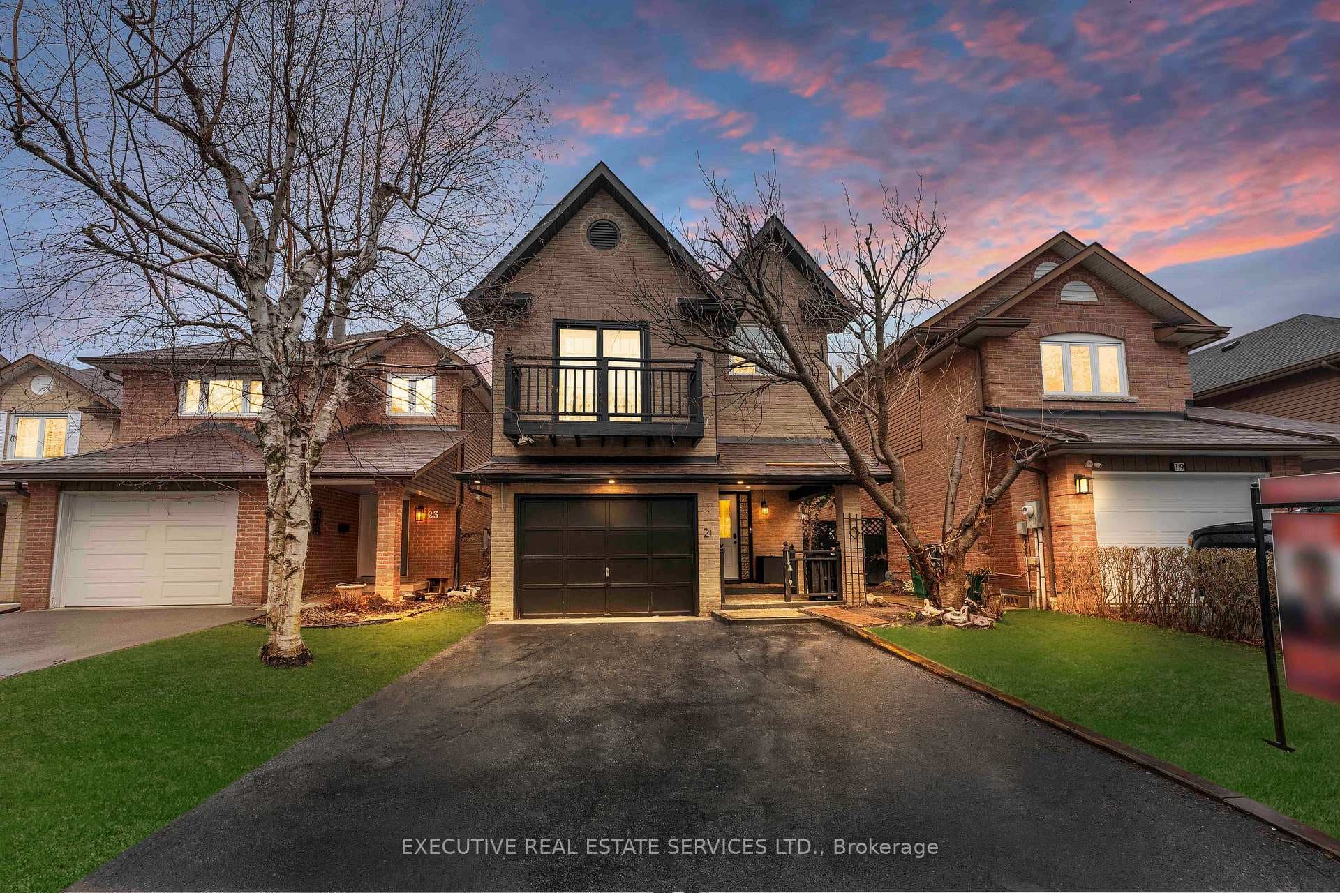 21 Garden Avenue, Brampton, ON L6X 1M4 - Photo 1