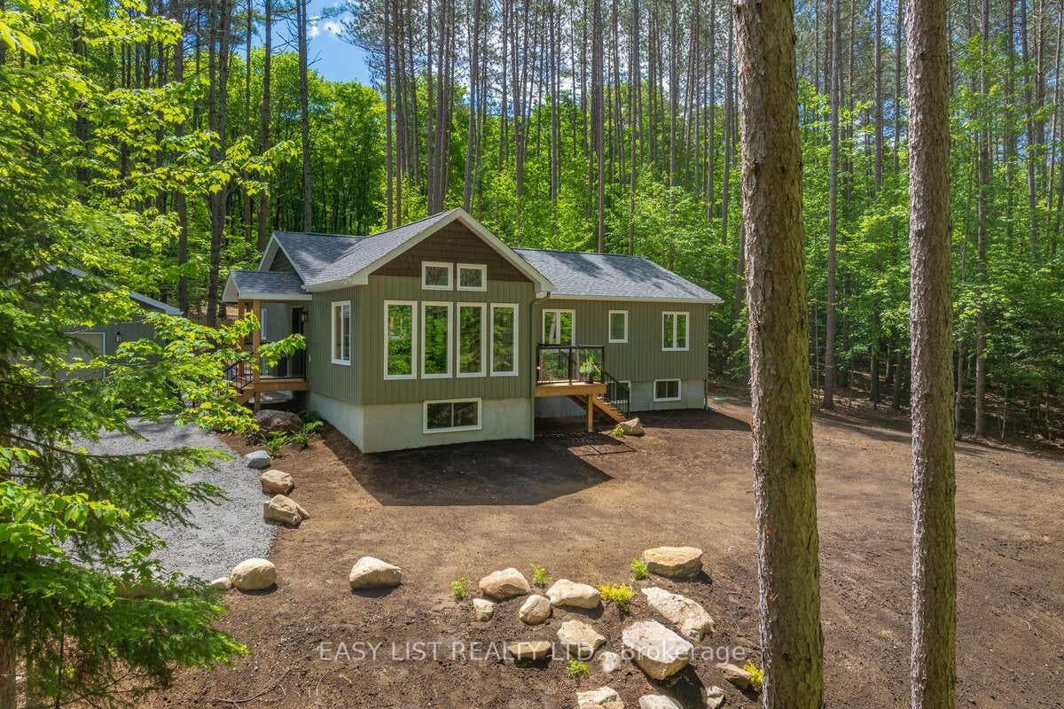 414 North Waseosa Lake Road, Huntsville, ON P1H 2J4 - Photo 1