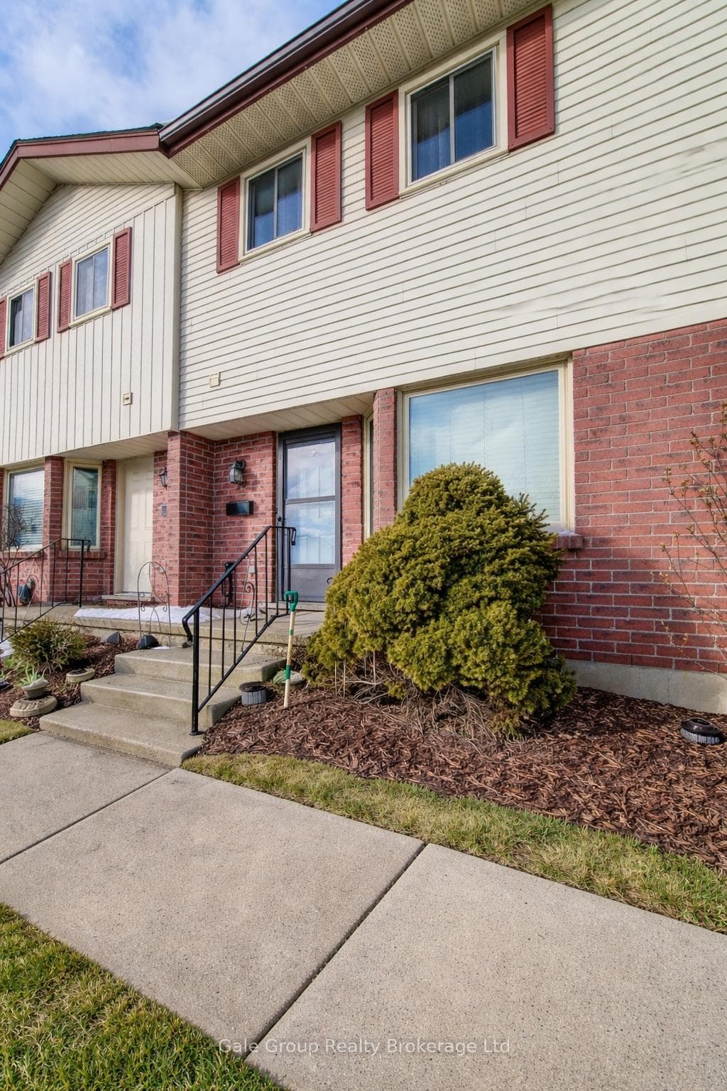 1093 Nellis Street Unit 20, Woodstock, ON N4T 1P5 - Photo 1