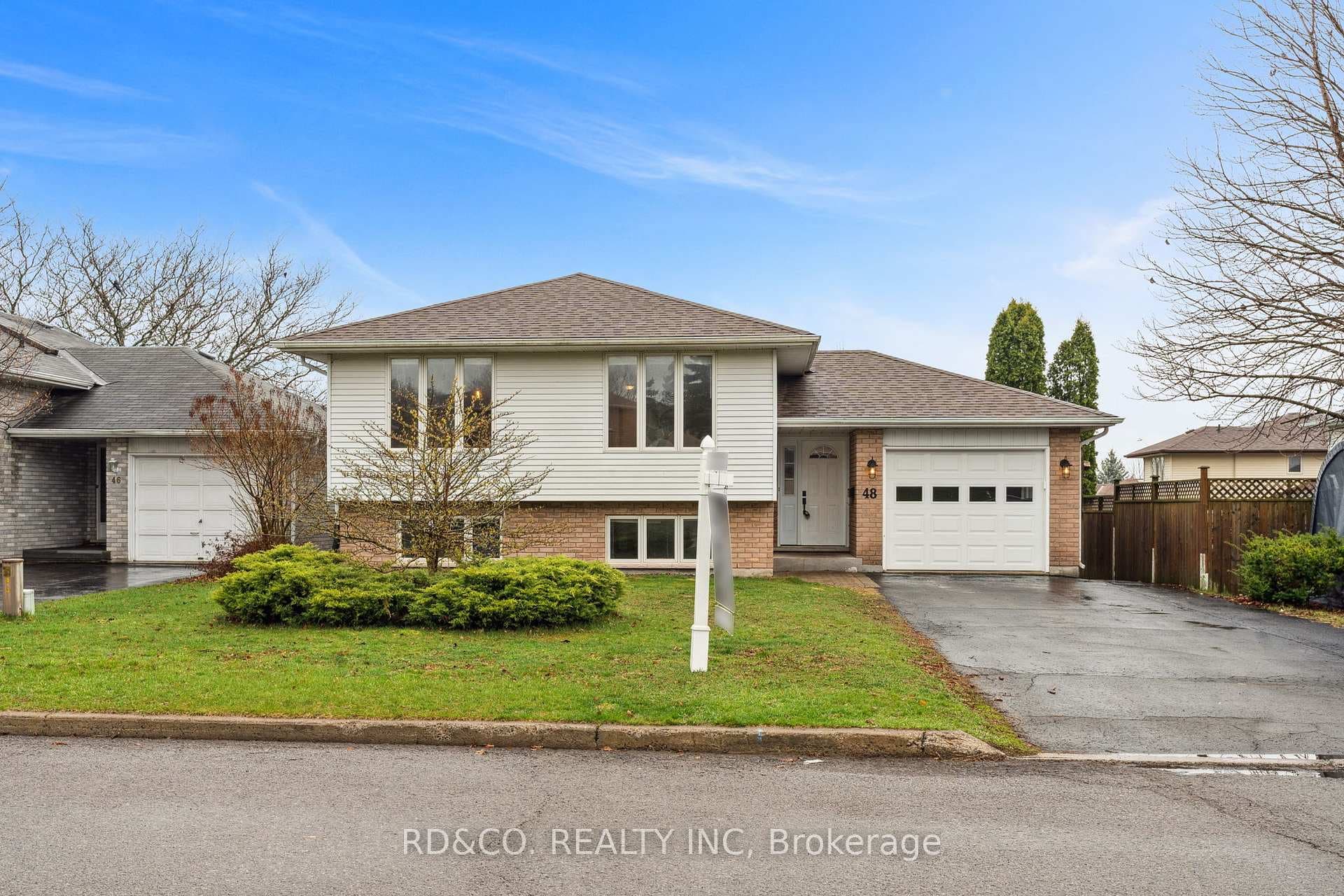 48 Northumberland Boulevard, Quinte West, ON K8V 6L8 - Photo 1