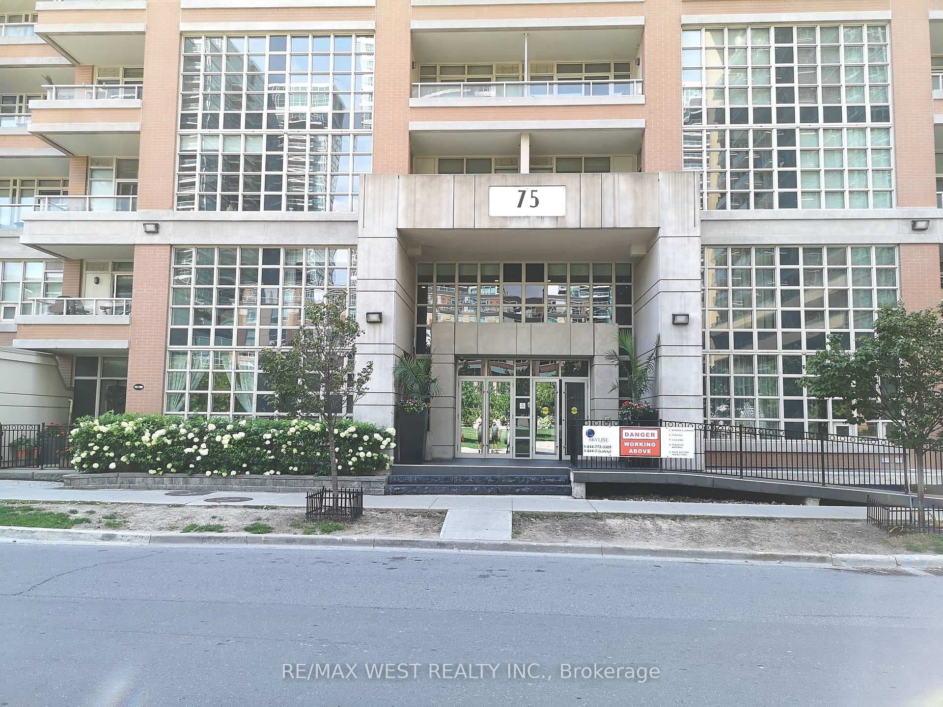 75 East Liberty Street Unit 1718, Downtown Toronto / Waterfront, ON M6K 3R3 - Photo 1
