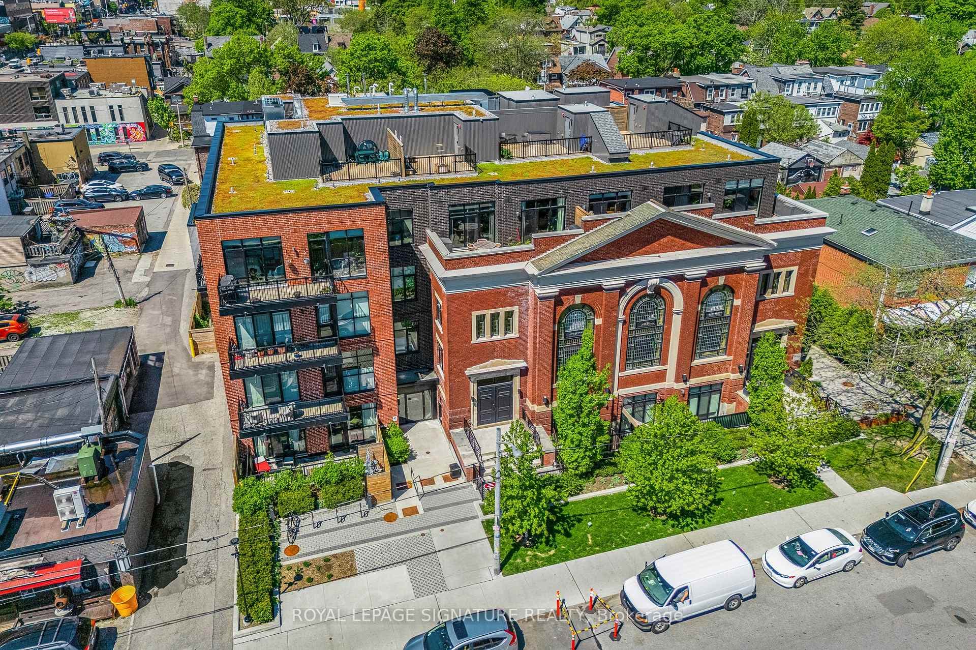 14 Dewhurst Boulevard Unit 206, Danforth / East York, ON M4J 3H9 - Photo 1