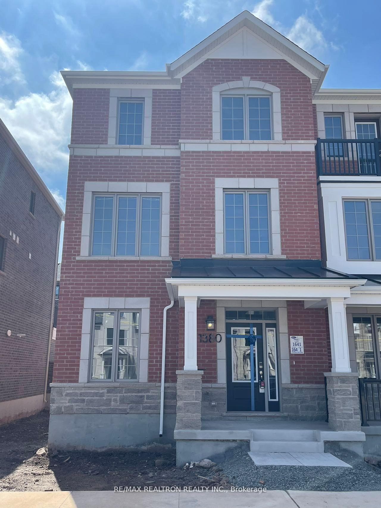 1380 William Halton Parkway, Oakville, ON L6M 4L8 - Photo 1