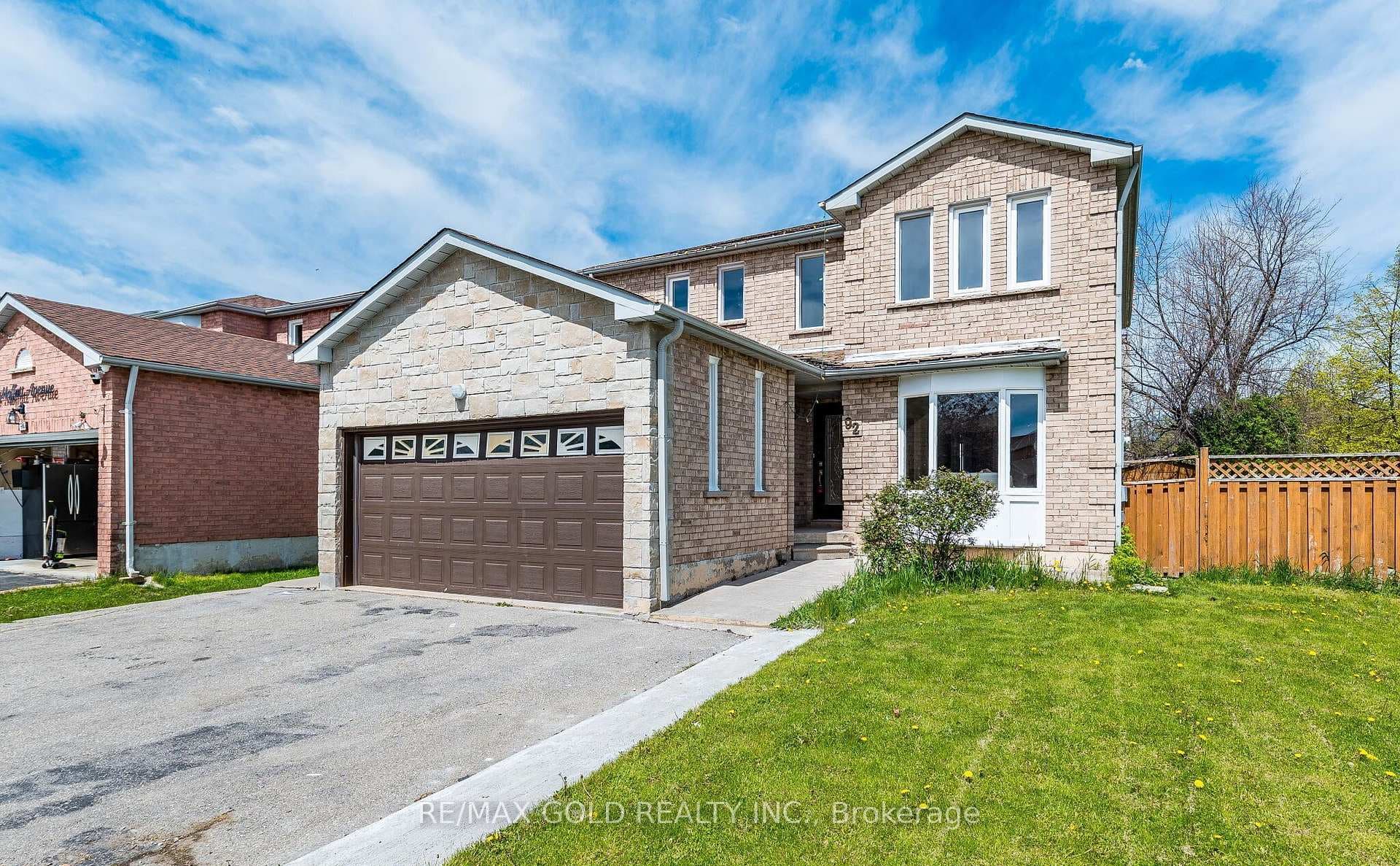 92 Moffatt Avenue, Brampton, ON L6Y 4K8 - Photo 1
