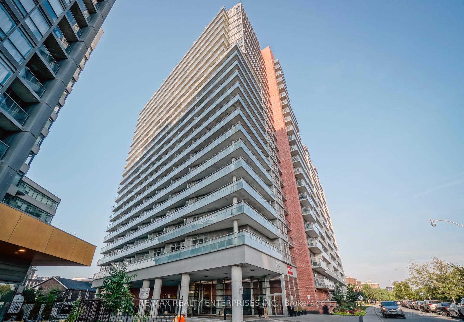 38 Joe Shuster Way Unit 2009, High Park / Junction / Roncesvalles, ON M6K 0A5 - Photo 1