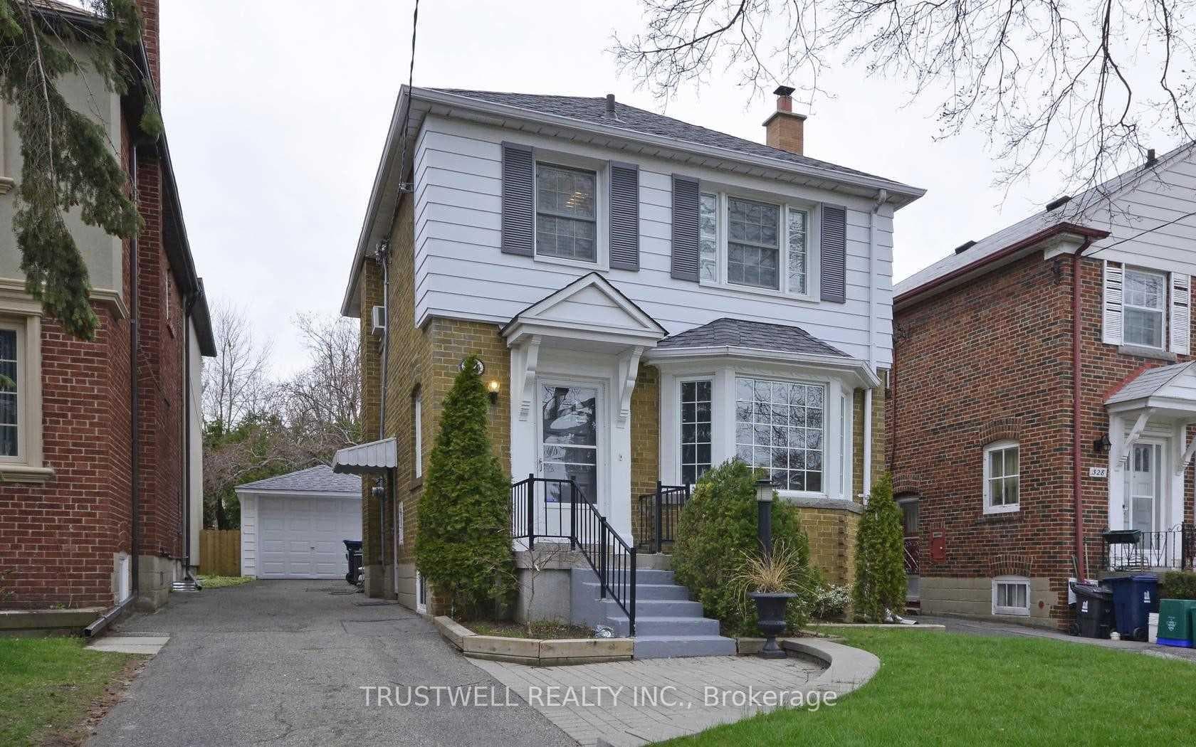 326 Rumsey Road, Flemingdon Park / Don Mills, ON M4G 1R5 - Photo 1